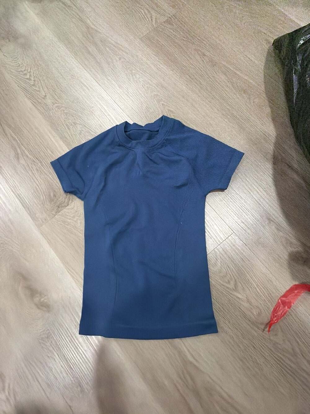 Athletic Short Sleeve T-Shirt Size M Blue Seamless Top